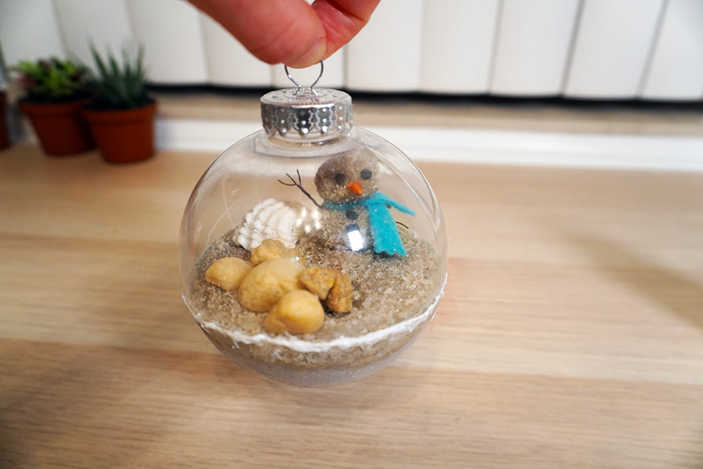 DIY Snowglobe Ornament 