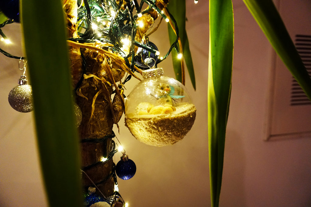 DIY Snowglobe Ornament 