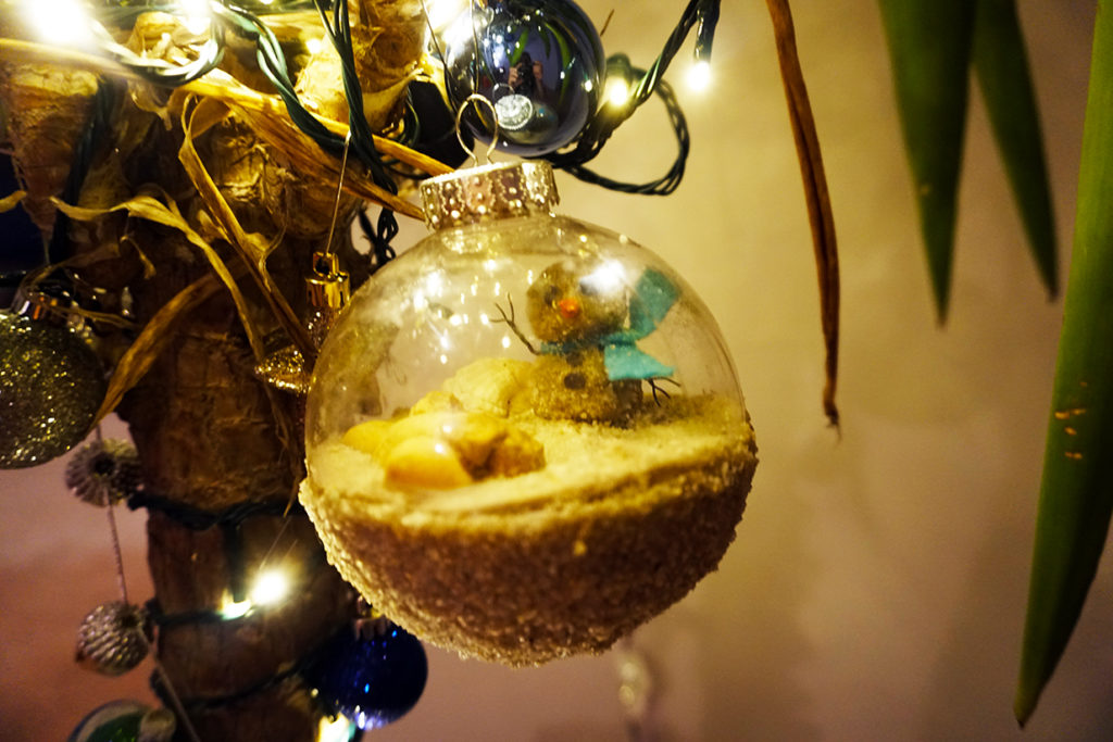 DIY Snowglobe Ornament 