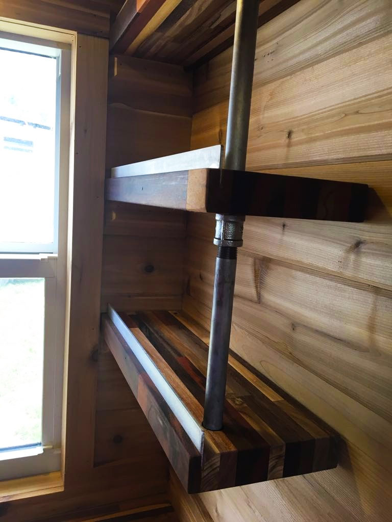 Tiny Home - Storage Saturate Life