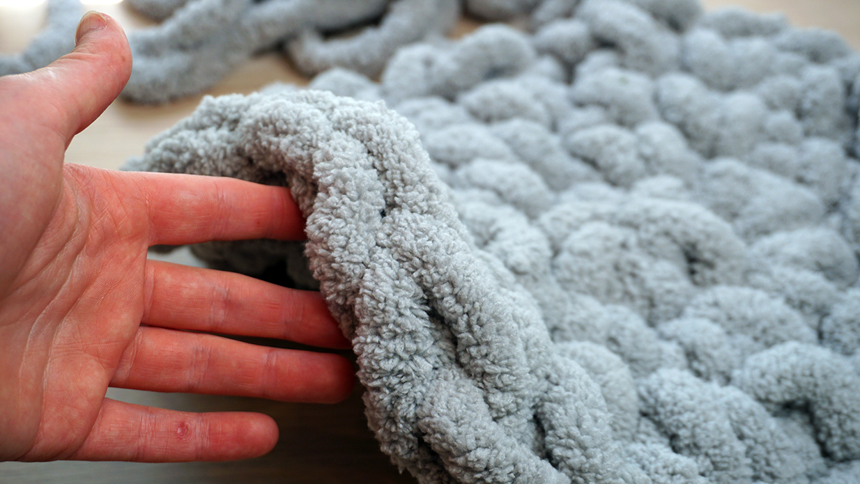 DIY: Giant Crochet Chunky Yarn Floor Pouf - Saturate Life